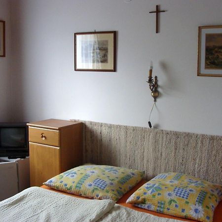 Hotel Andras Nadfedeles Vendeghaz Tihany Zewnętrze zdjęcie